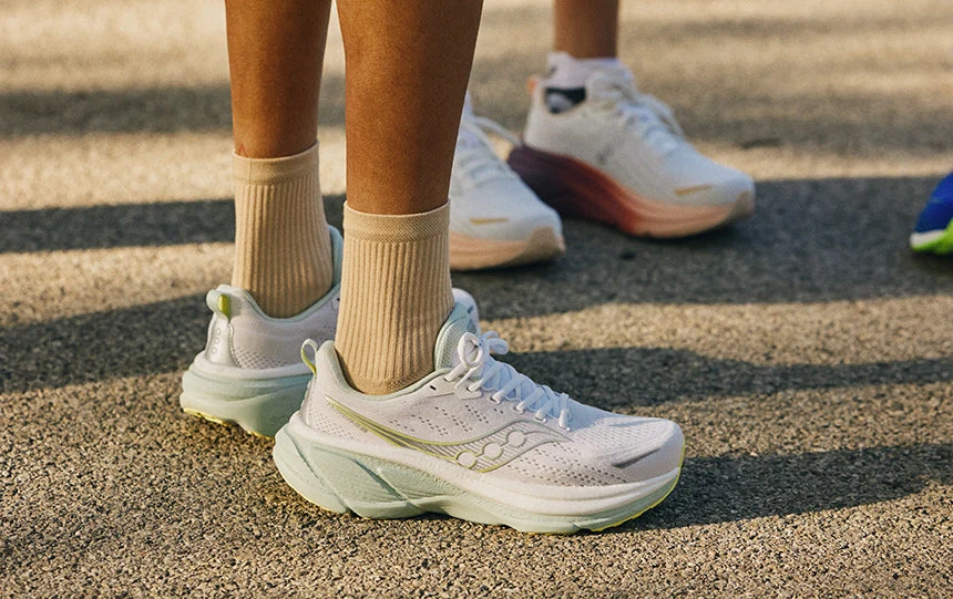 Saucony Hurricane 25 Running Shoes